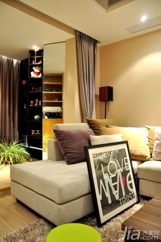 简约风格二居室暖色调100平米客厅沙发效果图