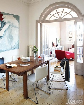 简约风格一居室简洁原木色餐厅餐桌图片
