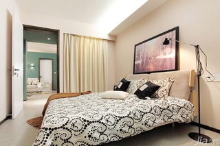 北欧风格三居室温馨110平米卧室床效果图