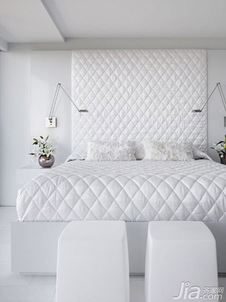 简约风格公寓简洁白色卧室床图片