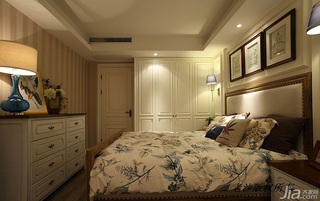 三居室20万以上90平米卧室床图片