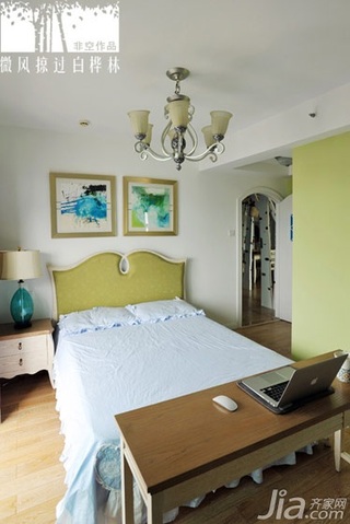 非空混搭风格三居室小清新绿色富裕型卧室床图片