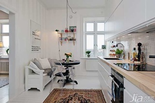 小户型白色厨房橱柜效果图