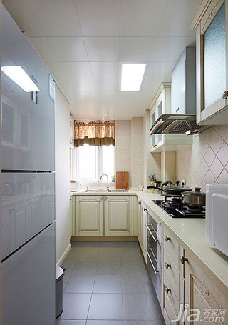 简约风格二居室90平米厨房橱柜安装图