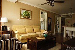 美式风格公寓客厅沙发婚房设计图