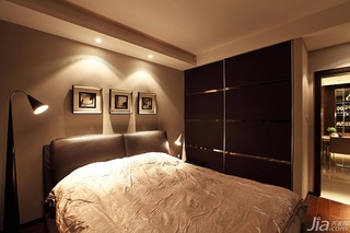 简约风格二居室经济型卧室床图片