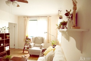日式风格三居室温馨暖色调5-10万客厅沙发图片