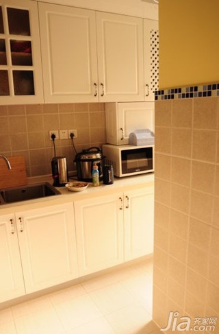 地中海风格一居室实用白色70平米厨房橱柜设计