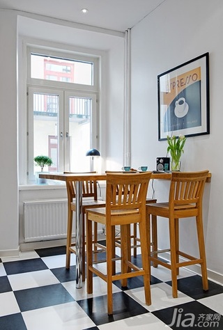 北欧风格二居室实用原木色厨房餐桌图片