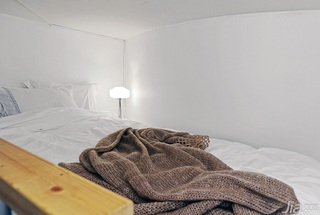 北欧风格二居室简洁白色卧室装潢