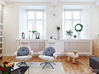 北欧风格二居室舒适白色客厅沙发效果图