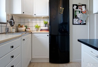 北欧风格一居室实用白色厨房橱柜定制