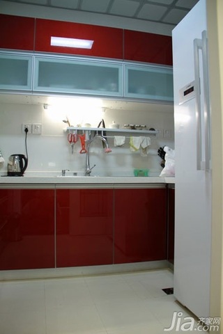 二居室实用红色120平米厨房橱柜图片
