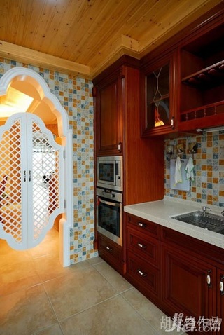 混搭风格二居室实用原木色厨房橱柜定做