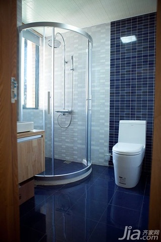日式风格小户型简洁蓝色经济型卫生间背景墙装修图片