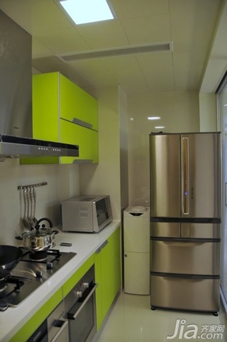 简约风格二居室简洁绿色厨房橱柜设计图
