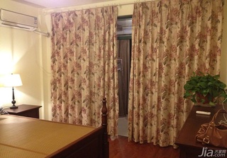 美式乡村风格二居室100平米卧室窗帘效果图