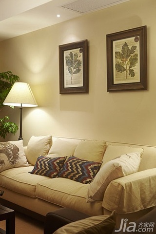 美式风格三居室米色富裕型客厅沙发图片