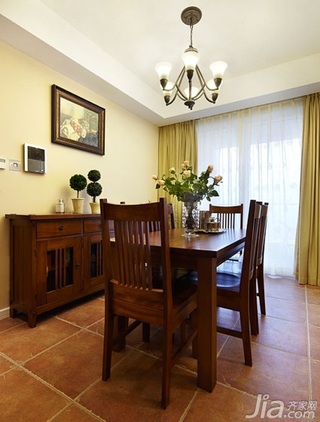 美式风格三居室温馨原木色富裕型餐厅餐桌图片