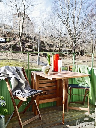 北欧风格小户型小清新原木色60平米阳台餐桌效果图