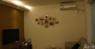 简约风格三居室70平米照片墙装修效果图