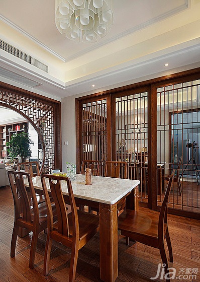 三居室装修,豪华型装修,中式风格,餐厅,餐桌,灯具
