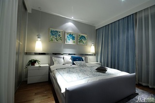 现代简约风格三居室120平米卧室床图片