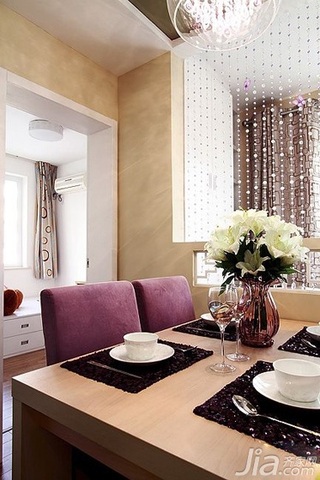 简约风格二居室紫色70平米餐桌效果图