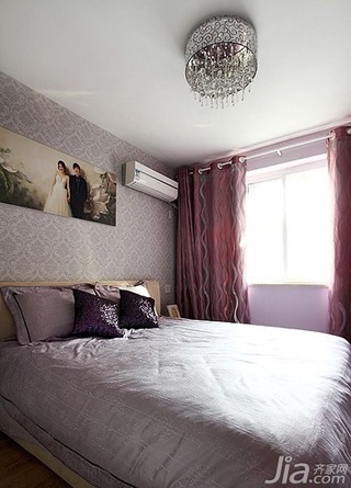 简约风格二居室70平米卧室床图片