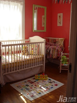 简约风格复式儿童房婴儿床海外家居
