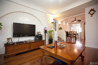 新古典风格二居室古典富裕型客厅电视背景墙茶几图片
