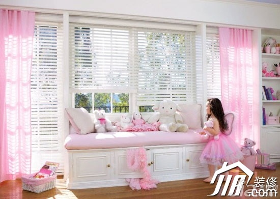 卧室装修,富裕型装修,混搭风格,粉色,飘窗,窗帘
