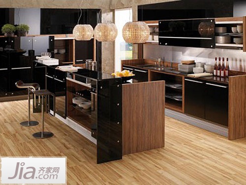 现代奢华感 8款开放式厨房装修设计赏析