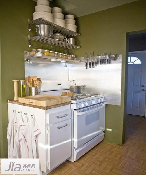 10图厨房开放式收纳 厨具餐具亮丽风景线