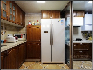 混搭风格公寓舒适厨房设计图