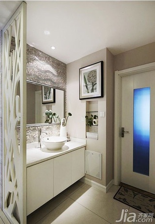 现代简约风格公寓浪漫整体卫浴设计图
