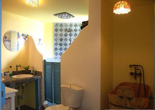 地中海风格两室两厅简洁卫生间改造
