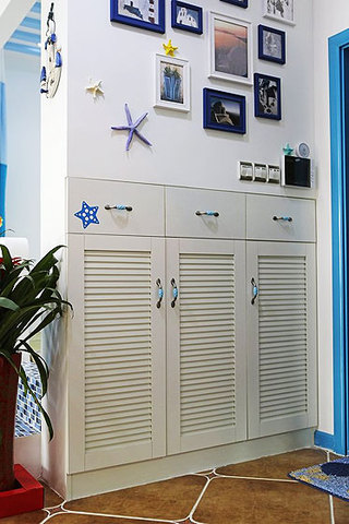 地中海风格一居室小清新蓝色玄关柜效果图