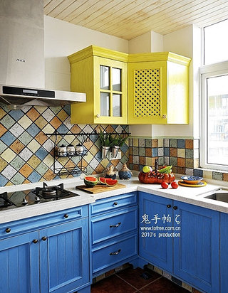混搭风格别墅小清新蓝色厨房设计图纸
