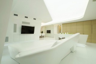 现代简约风格复式白色露台花园设计