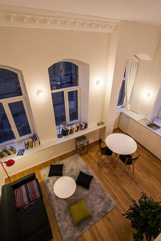 现代简约风格小户型温馨白色客厅装修