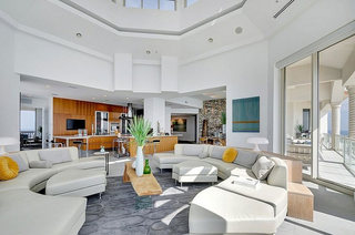 现代简约风格公寓小清新白色阁楼沙发效果图