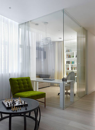 现代简约风格公寓温馨玻璃隔断效果图