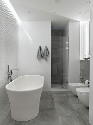 现代简约风格公寓温馨整体卫浴装修图片