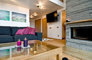 北欧风格复式奢华原木色客厅客厅过道壁炉图片