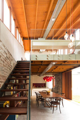 现代简约风格实木楼梯旧房改造海外家居