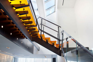 简约风格公寓温馨咖啡色豪华型140平米以上楼梯设计图
