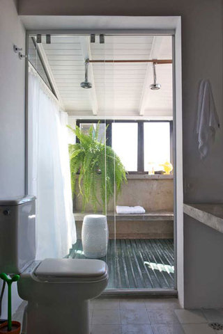 公寓舒适白色整体卫浴设计图