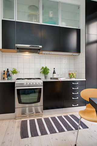 现代简约风格艺术白色开放式厨房设计图