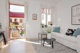 现代简约风格舒适白色客厅过道装修图片